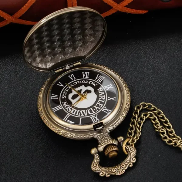 MONTRE A GOUSSET HARLEY DAVIDSON OUVERTE